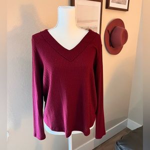 New with tags waffle sweater. Size Medium. Super soft material. Altar’d state